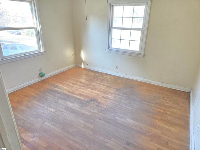 83 N Estate Drive, Greenville, SC 29605