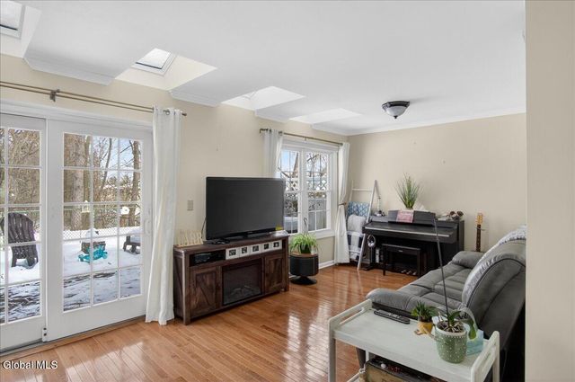 78 Meadowlark Drive, Cohoes, NY 12047