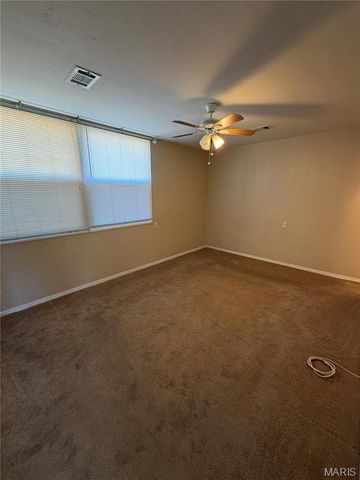 21 Crabapple Court, St Louis, MO 63132