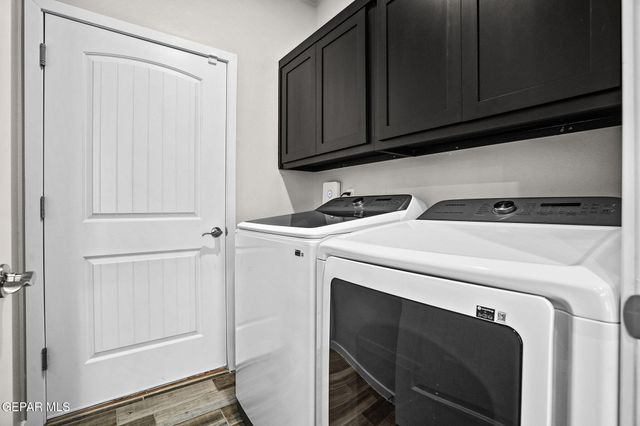 332 HECTOR PORRAS Drive, El Paso, TX 79928