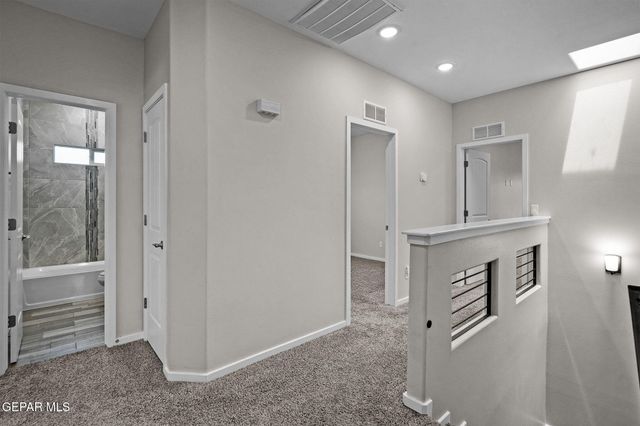 332 HECTOR PORRAS Drive, El Paso, TX 79928
