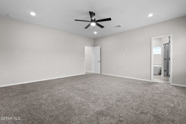 332 HECTOR PORRAS Drive, El Paso, TX 79928