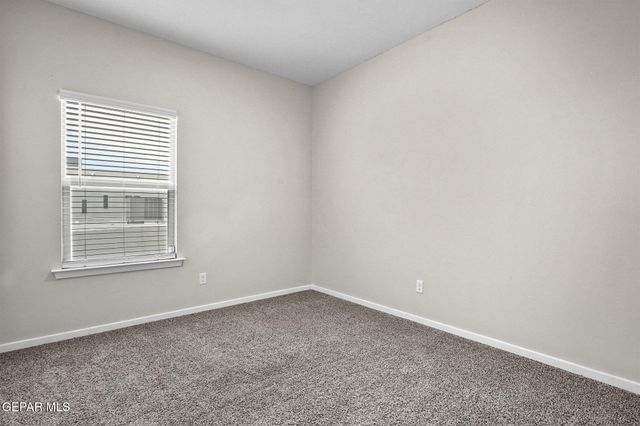 332 HECTOR PORRAS Drive, El Paso, TX 79928