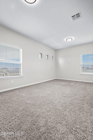 332 HECTOR PORRAS Drive, El Paso, TX 79928