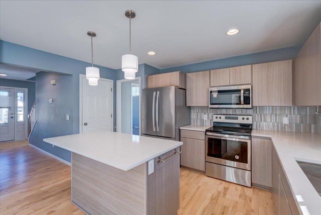 7809 Stratton Way, Madison, WI 53719