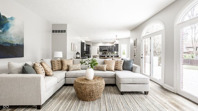 7584 Ballinshire N, Indianapolis, IN 46254