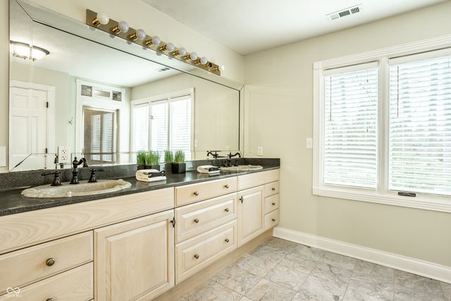 7584 Ballinshire N, Indianapolis, IN 46254