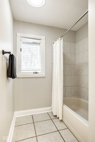 7584 Ballinshire N, Indianapolis, IN 46254