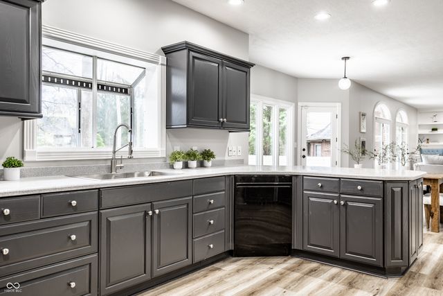 7584 Ballinshire N, Indianapolis, IN 46254