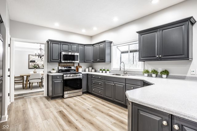 7584 Ballinshire N, Indianapolis, IN 46254