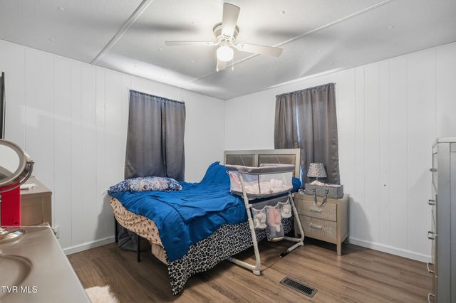 1475 Southeast Hawthorne Road, Norton, VA 24273