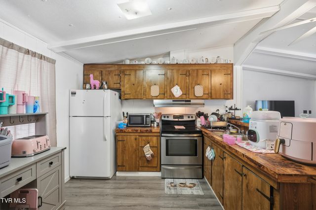 1475 Southeast Hawthorne Road, Norton, VA 24273