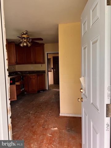 518 INGLESIDE AVE, Baltimore, MD 21228