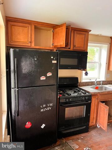 518 INGLESIDE AVE, Baltimore, MD 21228