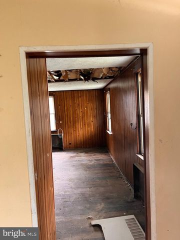 518 INGLESIDE AVE, Baltimore, MD 21228