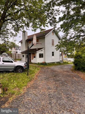 518 INGLESIDE AVE, Baltimore, MD 21228