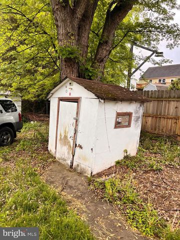 518 INGLESIDE AVE, Baltimore, MD 21228