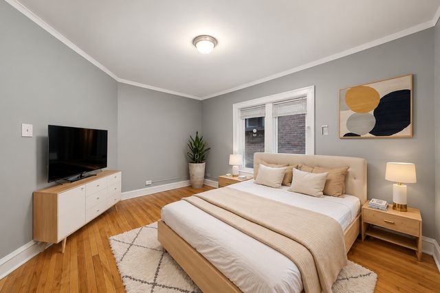 7537 S Phillips Avenue, Chicago, IL 60649