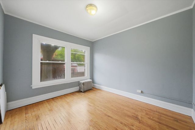 7537 S Phillips Avenue, Chicago, IL 60649