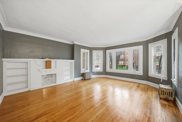 7537 S Phillips Avenue, Chicago, IL 60649