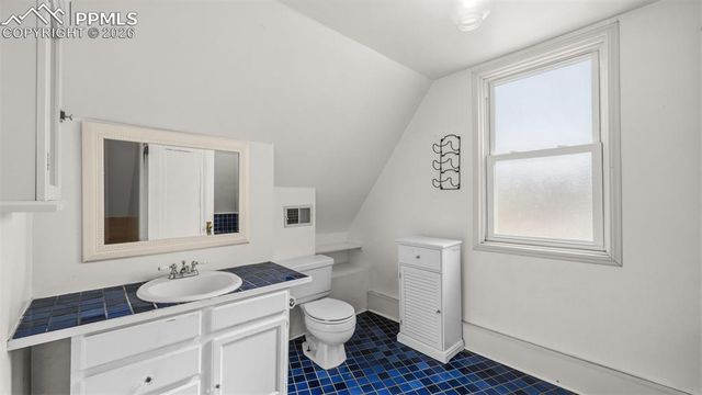 1315 W Kiowa Street, Colorado Springs, CO 80904