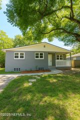 2380 AUTOMOBILE Drive, Jacksonville, FL 32209