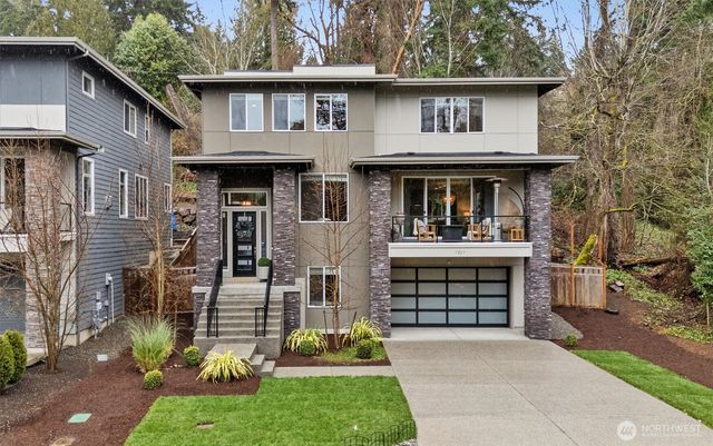 7223 NE 118th Court, Kirkland, WA 98034