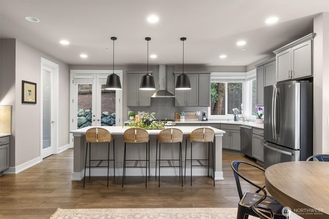 7223 NE 118th Court, Kirkland, WA 98034