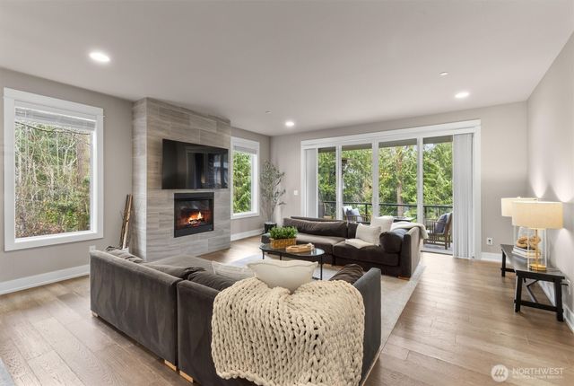 7223 NE 118th Court, Kirkland, WA 98034