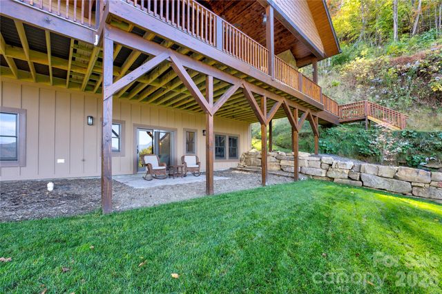 85 Fern Brook Drive, Waynesville, NC 28786