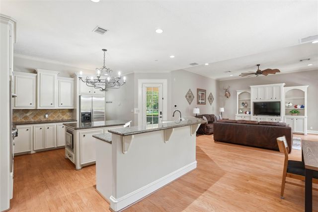 32942 Sawgrass Ct Court, Magnolia, TX 77354