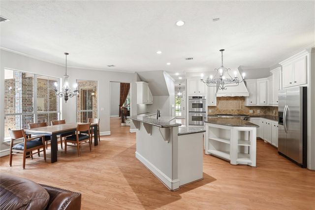 32942 Sawgrass Ct Court, Magnolia, TX 77354