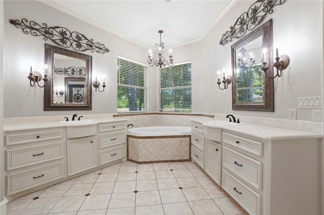 32942 Sawgrass Ct Court, Magnolia, TX 77354
