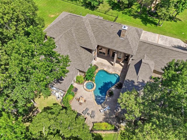 32942 Sawgrass Ct Court, Magnolia, TX 77354