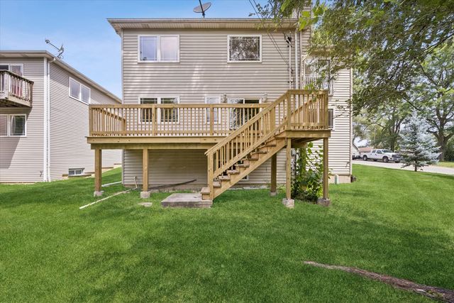 490 E RED OAK Street, Bensenville, IL 60106