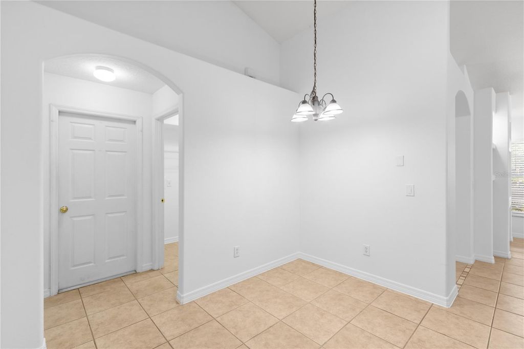 Image 23 of property listing at 10990 ELIOTTI STREET, Orlando, FL 32832