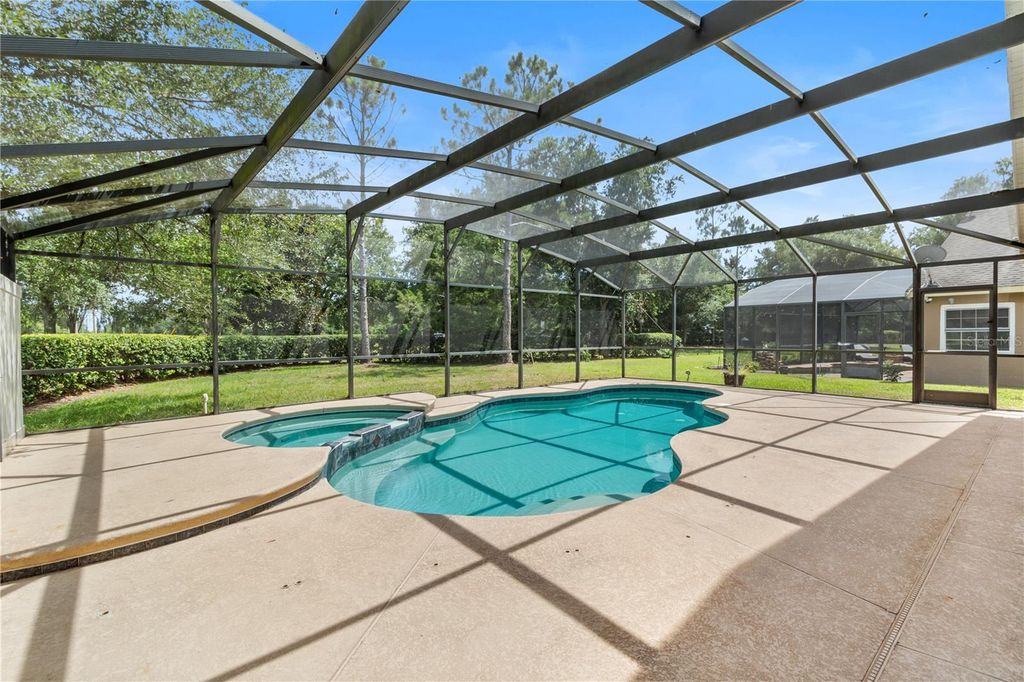 Image 4 of property listing at 10990 ELIOTTI STREET, Orlando, FL 32832