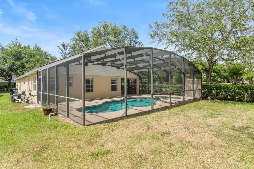 Image 6 of property listing at 10990 ELIOTTI STREET, Orlando, FL 32832