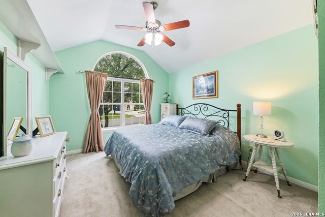 51 HUNTERS POINT DR, New Braunfels, TX 78132