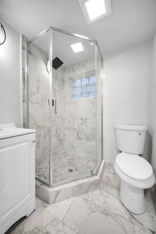 6525 S Bell Avenue, Chicago, IL 60636
