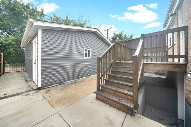 6525 S Bell Avenue, Chicago, IL 60636