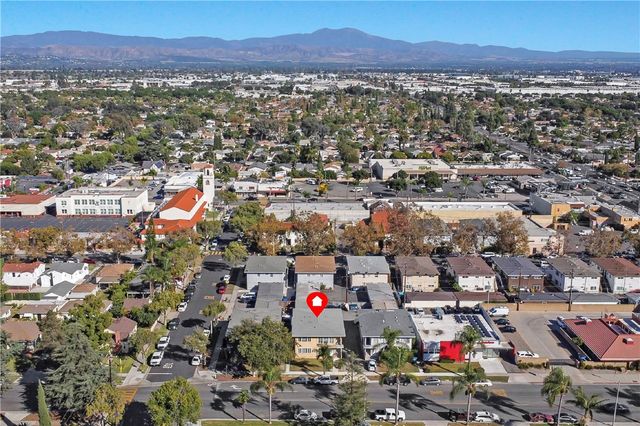 1405 S Broadway, Santa Ana, CA 92707