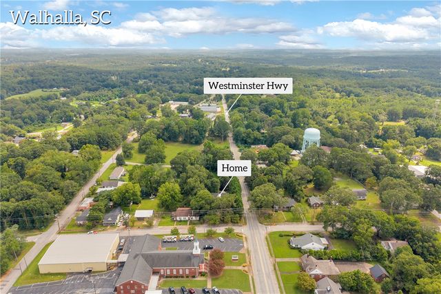 100 E Wesley Street, Walhalla, SC 29691