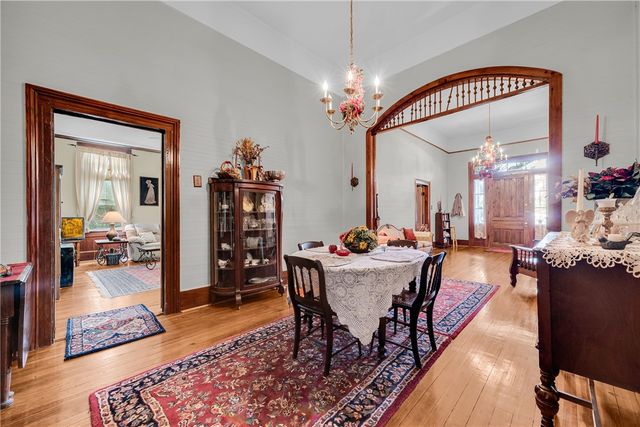 100 E Wesley Street, Walhalla, SC 29691