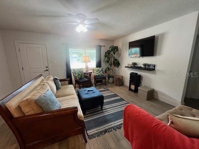 6030 CARLTON AVENUE, Sarasota, FL 34231