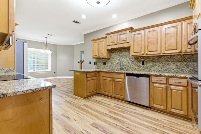 6771 SALEM VALLEY CV, Lakeland, TN 38002