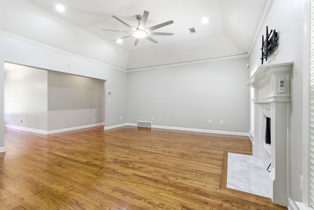 6771 SALEM VALLEY CV, Lakeland, TN 38002