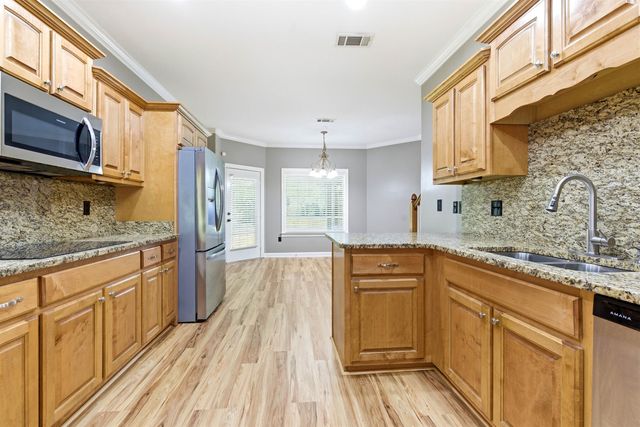 6771 SALEM VALLEY CV, Lakeland, TN 38002