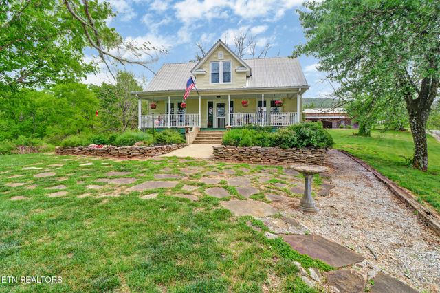 9988 Upper East Valley Rd, Pikeville, TN 37367