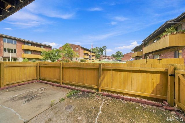 1190 Calley Drive A, St Louis, MO 63125